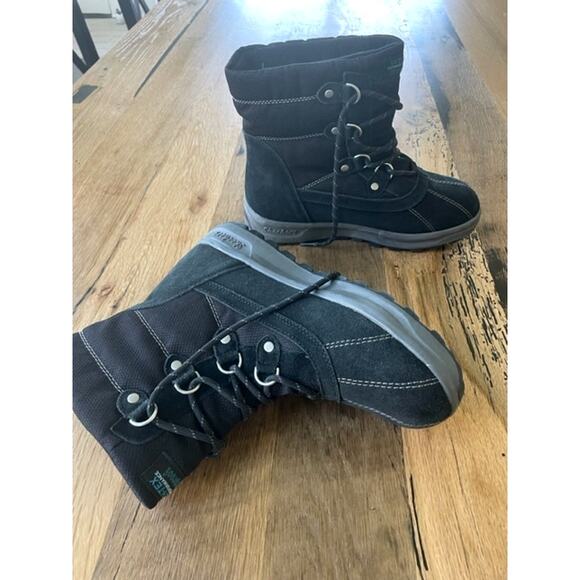 Skechers Outdoor Performance Waterproof Black Boots Women's Sz 6.5 - Picture 1 of 9